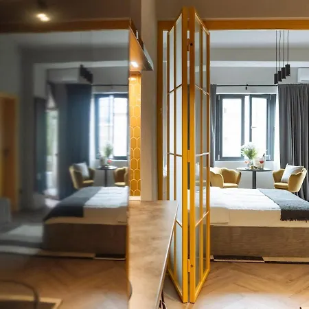 Wilson Center Cosy *